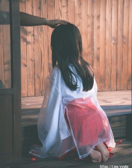 边吃奶边做边摸下面免费视频_4K在线手机播放